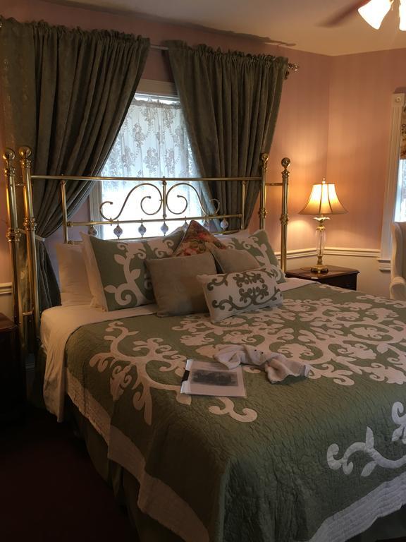Parsonage Inn Bed And Breakfast Saint Michaels Eksteriør billede