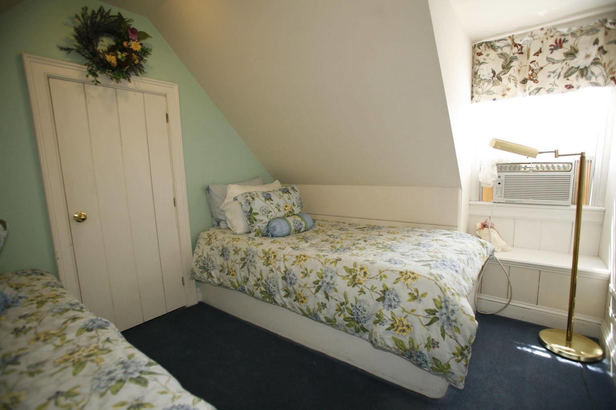 Parsonage Inn Bed And Breakfast Saint Michaels Eksteriør billede